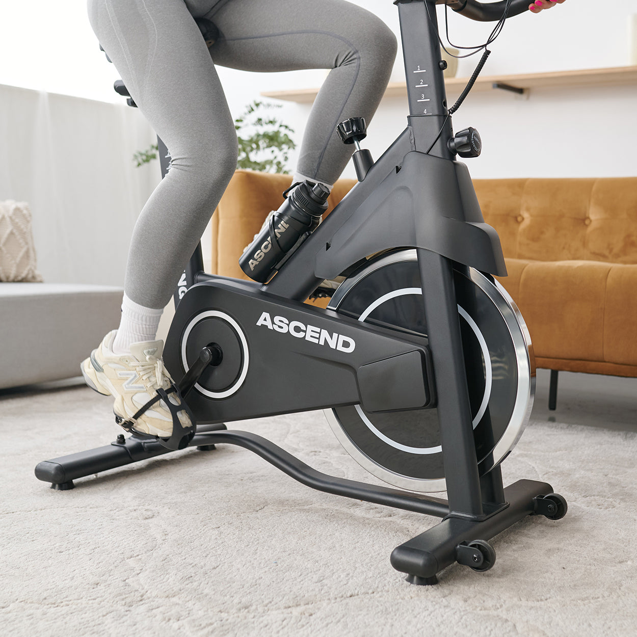 Vélo Stationnaire Ascend S1