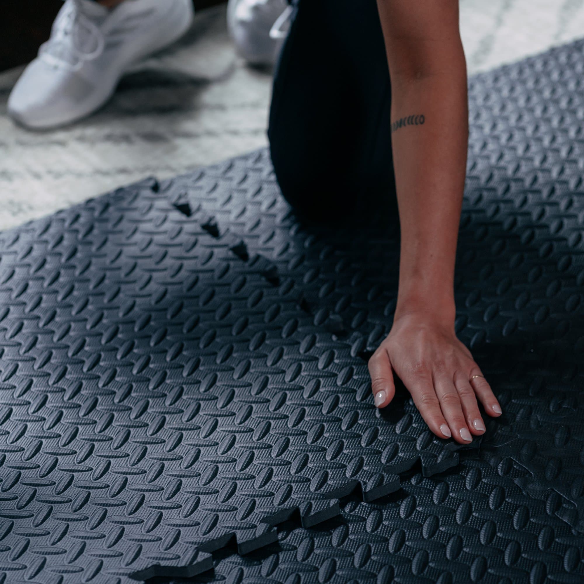 Gozone fitness flooring cheap tiles